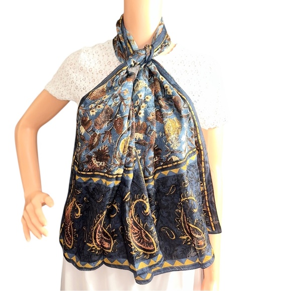 Oscar de la Renta Accessories - Vintage Oscar de la Renta 100% Silk Made in Japan Floral Paisley Scarf 15x59”